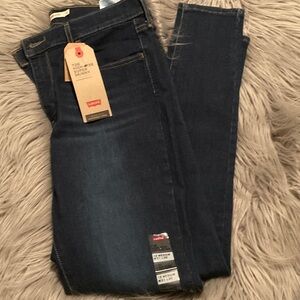 Levi's Women's Midnight Blue Skinny Jeans